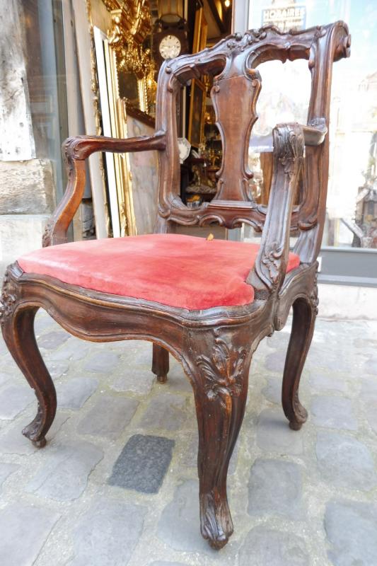 Fauteuil  à châssis Italien 18 eme 